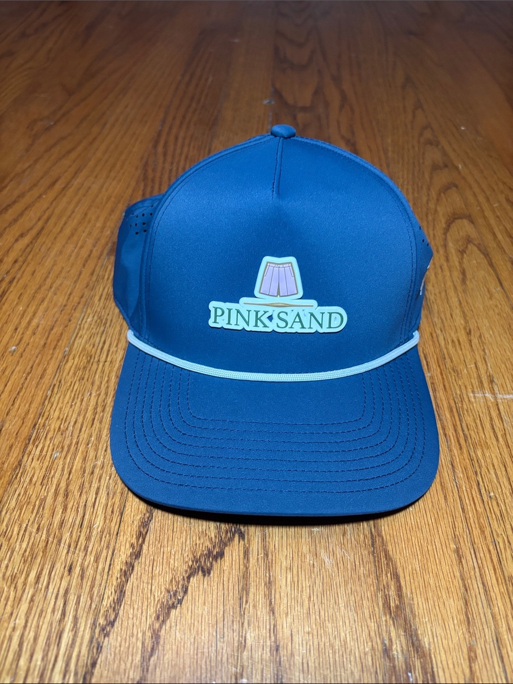 Branded Bills hat - Bermuda Port Royal golf course - like new